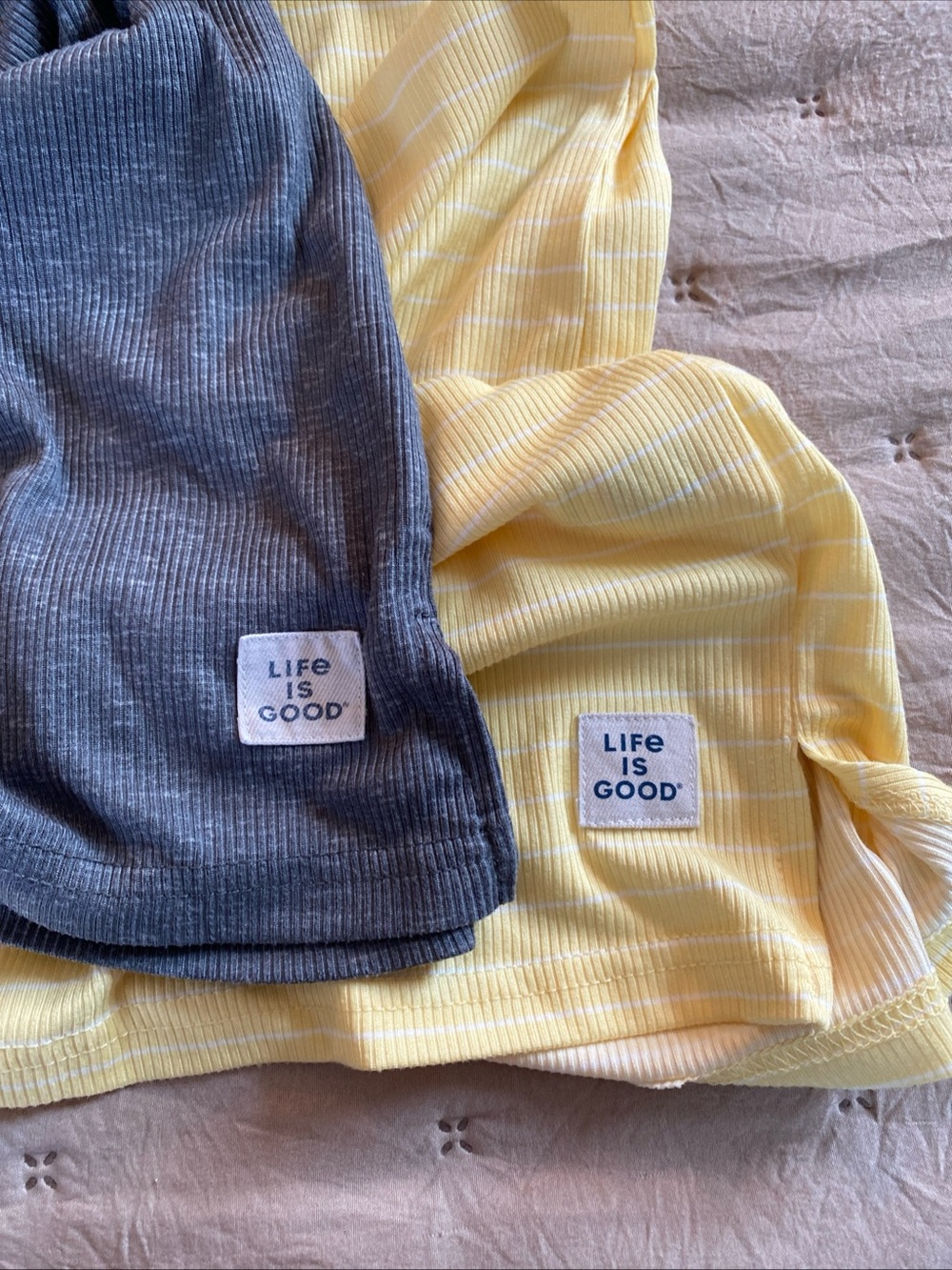 2- Life Is Good Sleep Shirts Night Shirt/Nightgown Gray Yellow Size Small NWOT - Picture 7 of 9